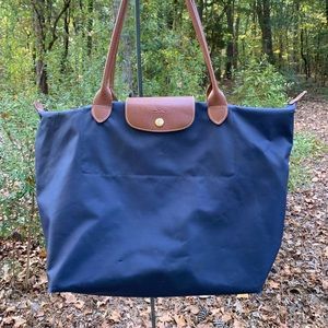 Long champ LaPliage Bag. Large Navy Used